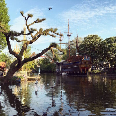 Tivoli Pirate Ship