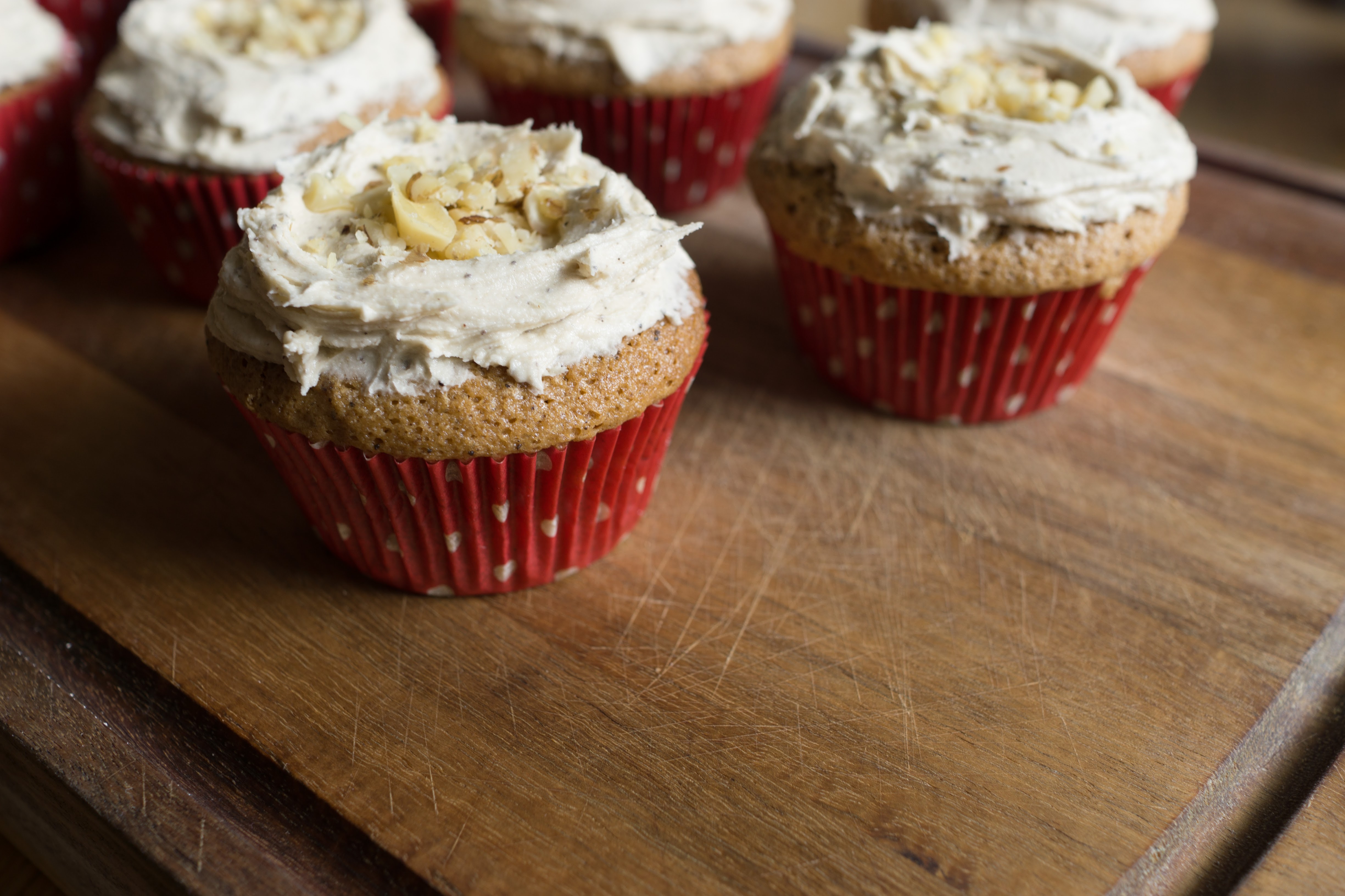Featured image of post Coffee & Walnut Cupcakes